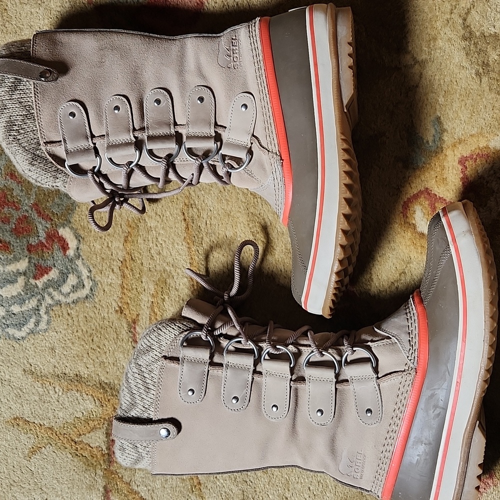 SOREL Joan of Artic Boots, Tan, Size 8